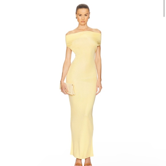 Helsa Dresses & Skirts - Elegant Yellow Off-Shoulder Maxi Dress